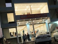 OYO 843094 Royal Plaza