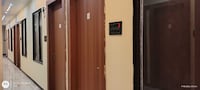 OYO 843094 Royal Plaza