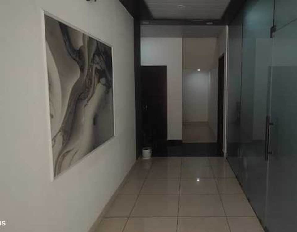 Collection O Zeta I Noida Formerly The Royal Harmony, Greater Noida, Noida