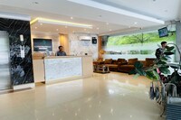 Dancenter Al-Badar Hotel