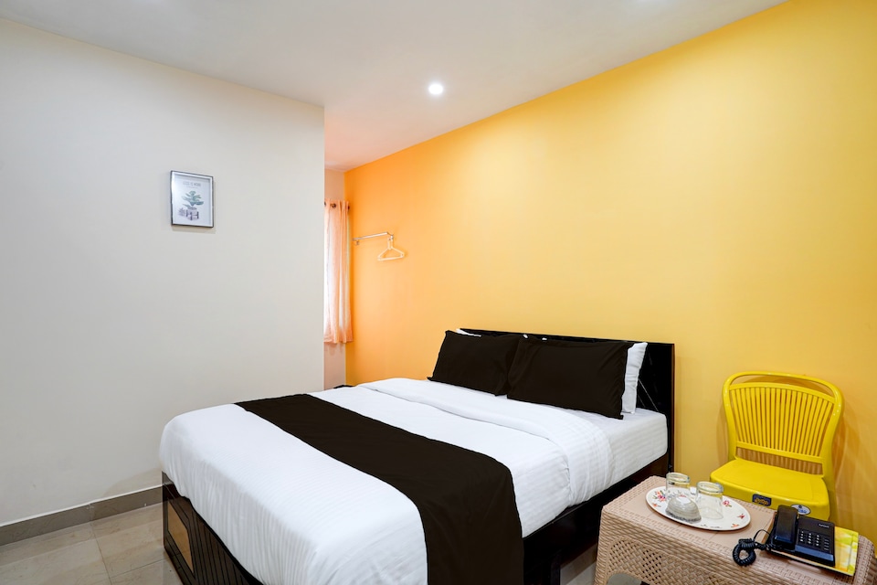 Hotel O Nisarga Hotel Boarding and Lodging , Bommasandara Bangalore, Bangalore