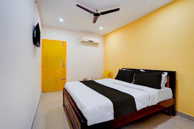 Spot On  Nisarga Hotel Boarding and Lodging 