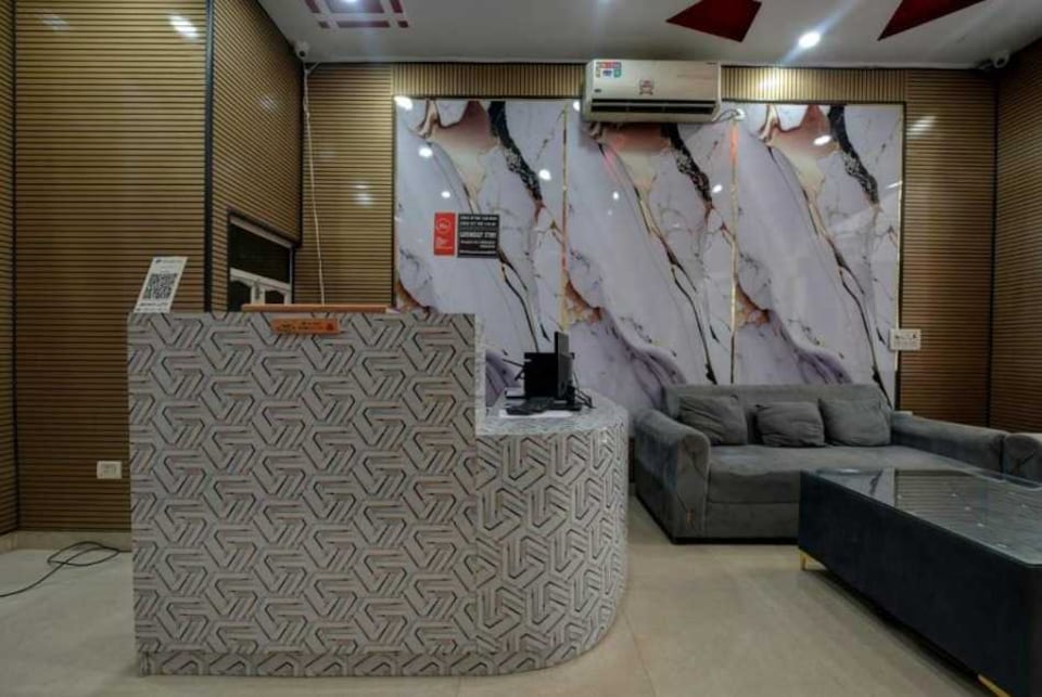 Hotel O Lookout , Airport Delhi, Delhi Transit