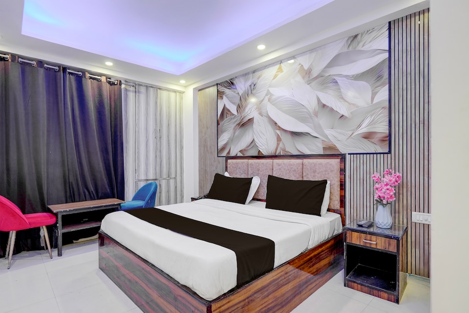 Hotel O Lookout , Airport Delhi, Delhi Transit