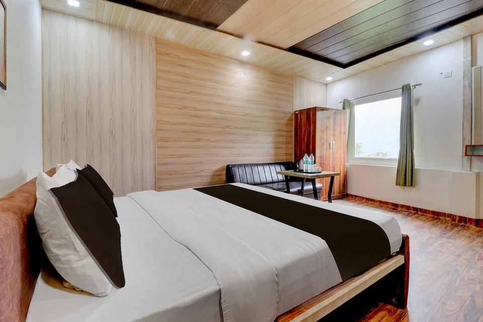 Hotel O Maha Yogi Divine Resort  , Ram Jhula Rishikesh, Rishikesh