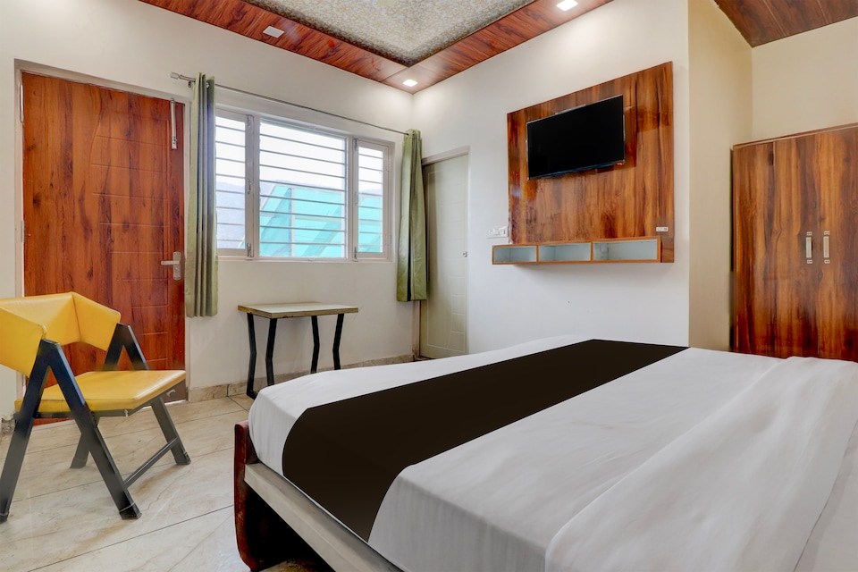 Hotel O Maha Yogi Divine Resort  , Ram Jhula Rishikesh, Rishikesh