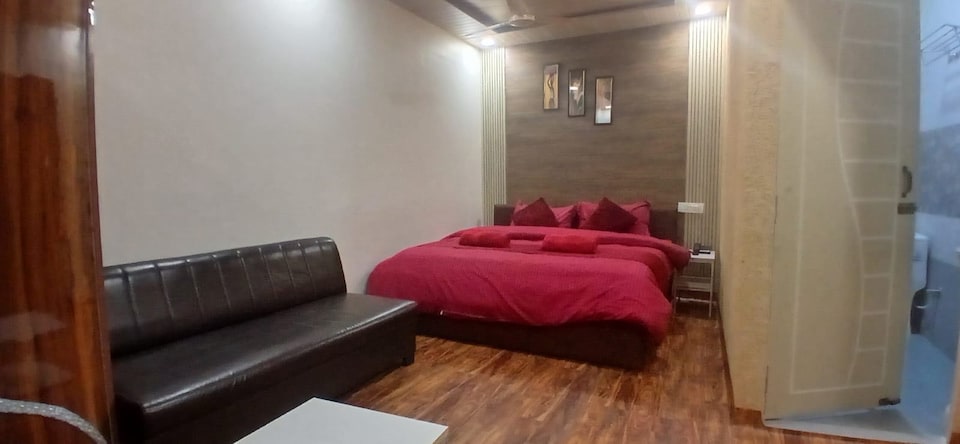 Hotel O Maha Yogi Divine Resort  , Ram Jhula Rishikesh, Rishikesh