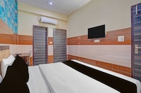 Hotel O Noida Sector 63 Formerly Aditya Residency
