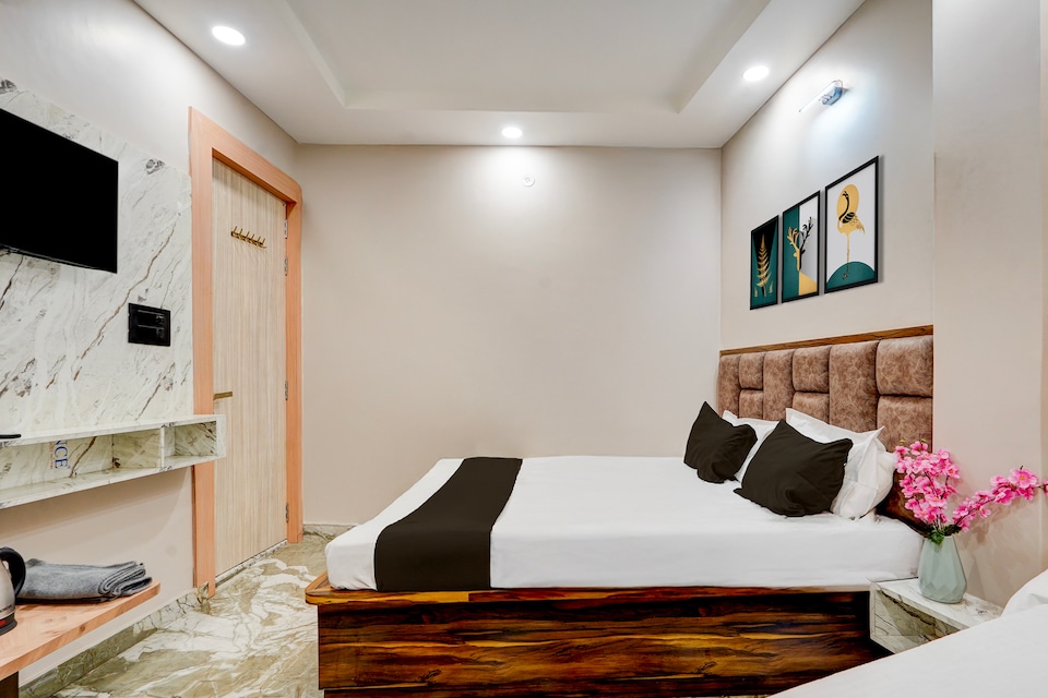 Hotel O HOTEL CHANDA, Kanpur Railway Station, Kanpur