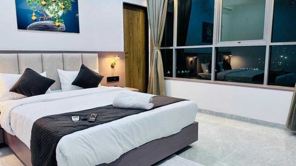 Palette Hotel and Resort Bhigwan Bus Stand, Baramati, Baramati