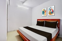 Hotel O The Palm Leaf 