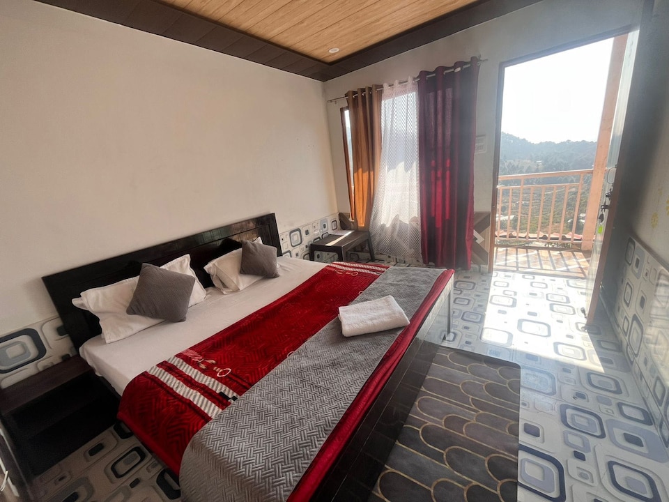 Hotel O Vintage Aura Classic , Bhowali, Nainital