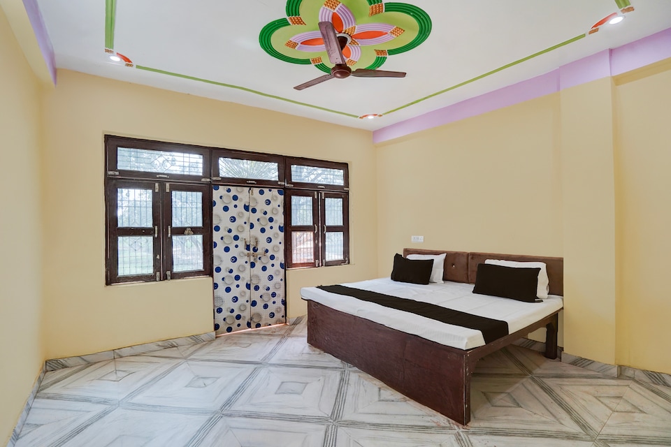 SPOT ON Rv Hotel , Mumfordganj Allahabad, Prayagraj