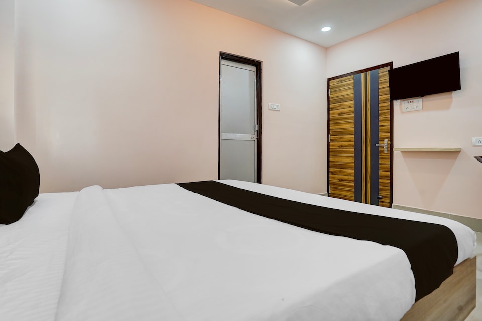 Hotel O Maheshwari Heights, Cuttack, Cuttack