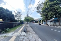 OYO 95160 Lowanu Stay Syariah