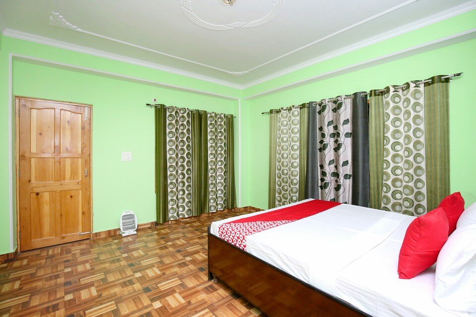 OYO 13708 Home 2BHK Kamyana, Bharari, Shimla