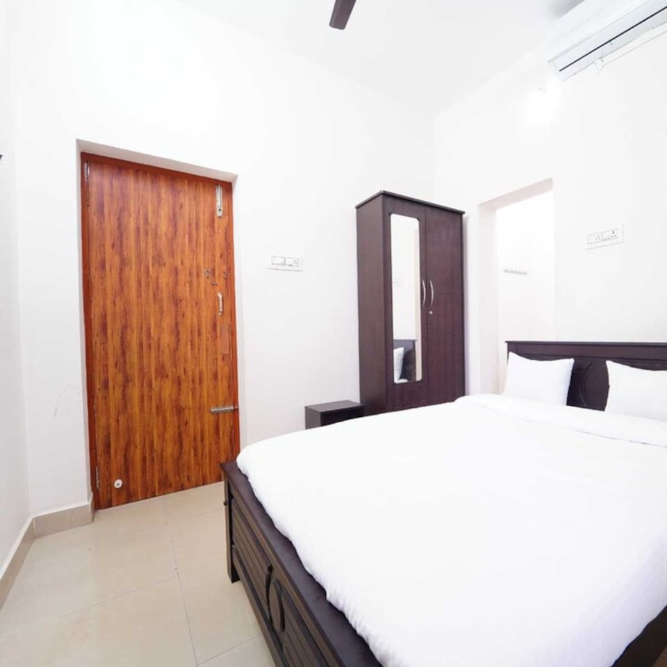 Collection O Madurai Junction Formerly RLR Enclave, Madurai City Centre, Madurai