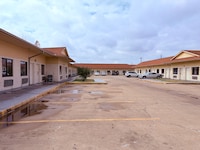 Regency Inn Houston near Hobby Airport