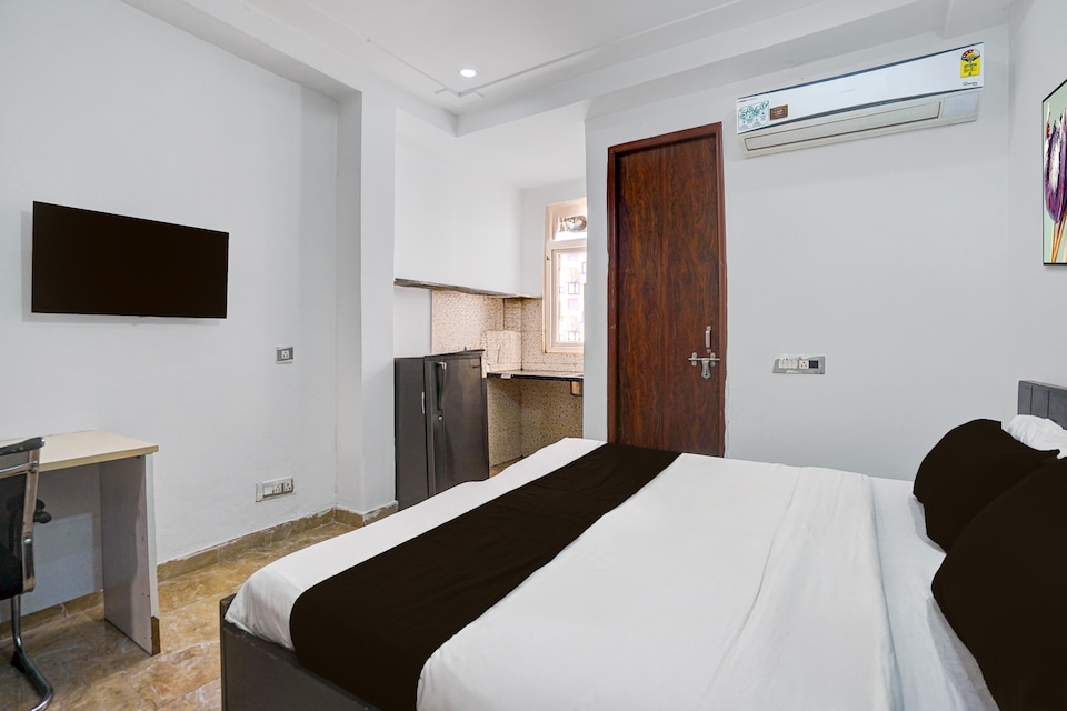 Hotel O Premier Stays, HUDA CENTRE 1, Gurgaon