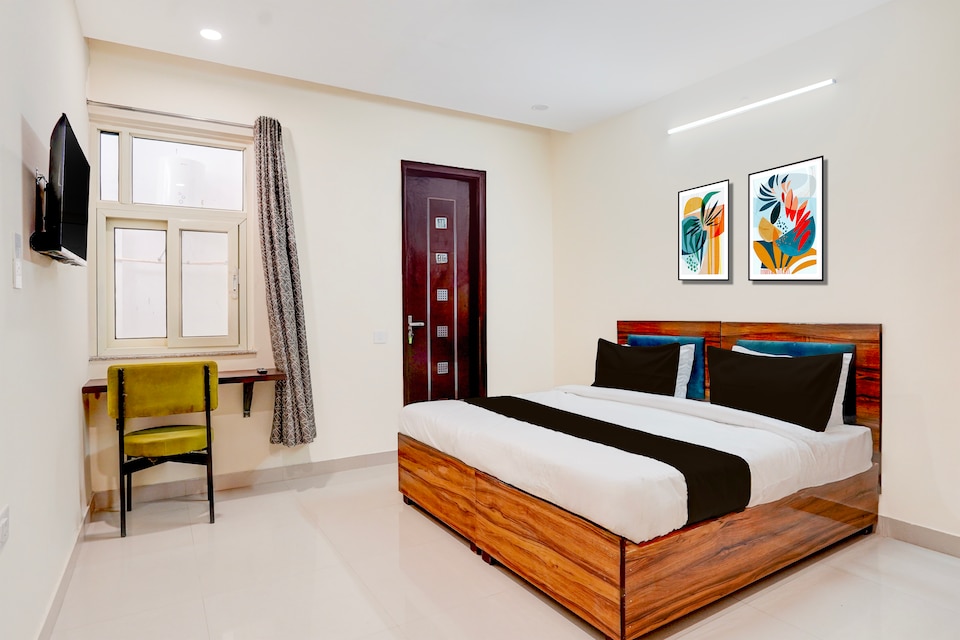 Hotel O COZY STAY HOTEL , Noida Expressway SEZ, Noida