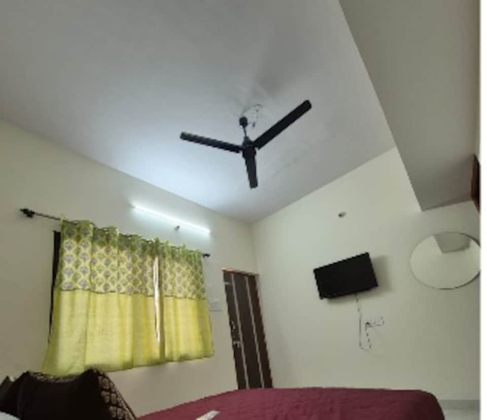 SPOT ON Golden Key Hotel, Shanti Nagar, Shanti Nagar