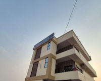 SPOT ON Golden Key Hotel