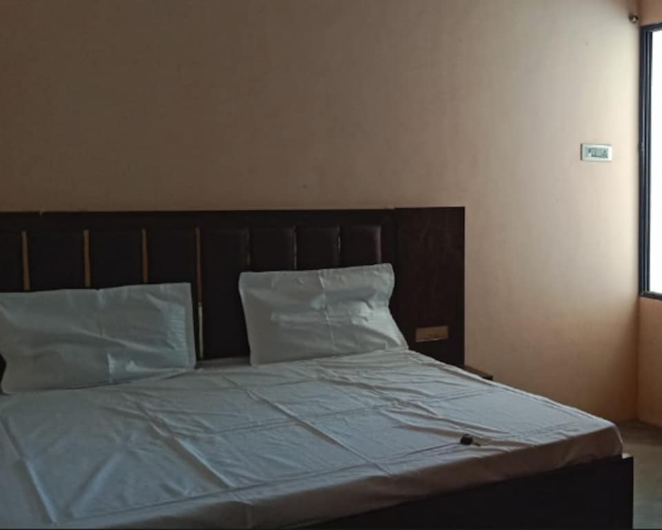 SPOT ON Krishna Graden, Hamirpur, Hamirpur