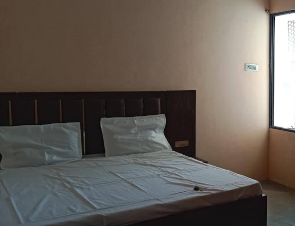 SPOT ON Krishna Graden, Hamirpur, Hamirpur