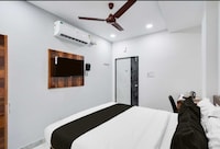 Collection O Musheerabad Metro Station Hyderabad Formerly Bhatia Residency