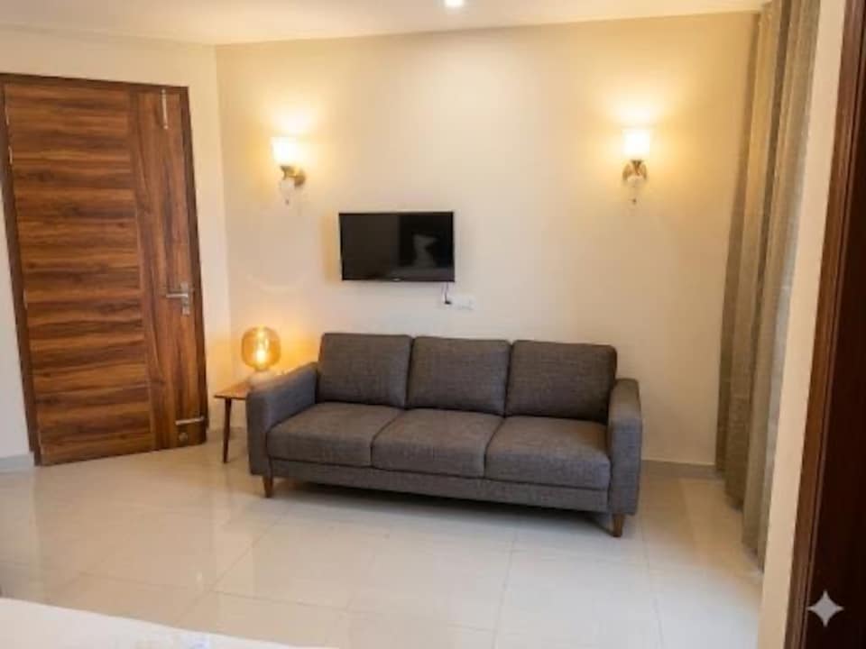 HOTEL O SPR ROAD, Sohna Road, Gurgaon