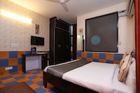 Hotel O Sector 93 Noida Formerly Grand Empire