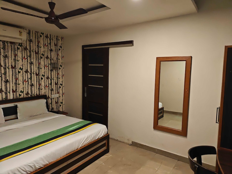 Townhouse Ludhiana Railway Junction Formerly RK Residency, Zirakpur, Zirakpur