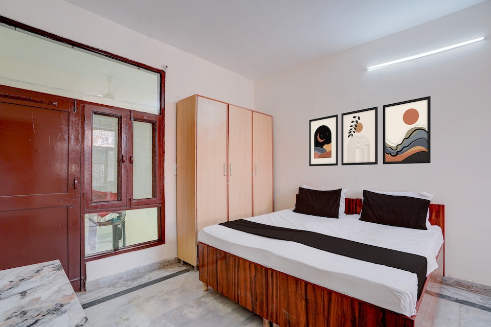 Hotel O Shree Jee Inn, Old Gurgaon, Gurgaon