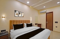 Hotel O THE PVS GRAND