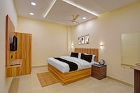 Hotel O THE PVS GRAND