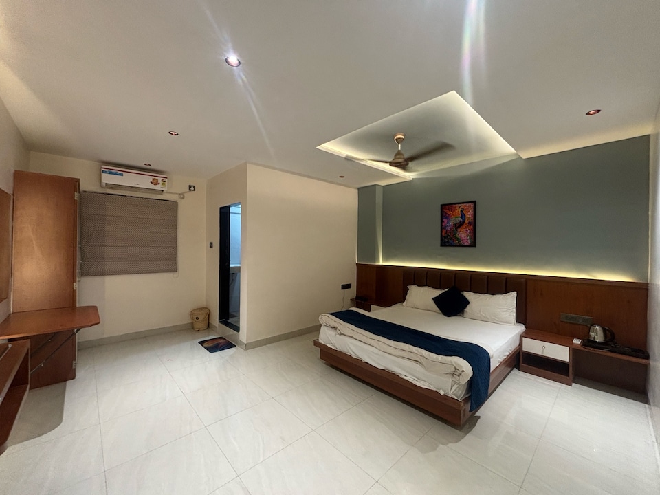 Townhouse Chakan Corporate Homestay Formerly New Royal Inn, Chakan Pune, Pune
