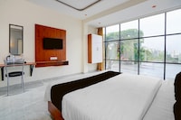 Super Townhouse Chakan Corporate Homestay Formerly New Royal Inn