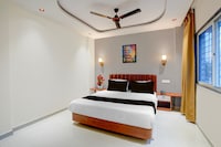 Super Townhouse Chakan Corporate Homestay Formerly New Royal Inn