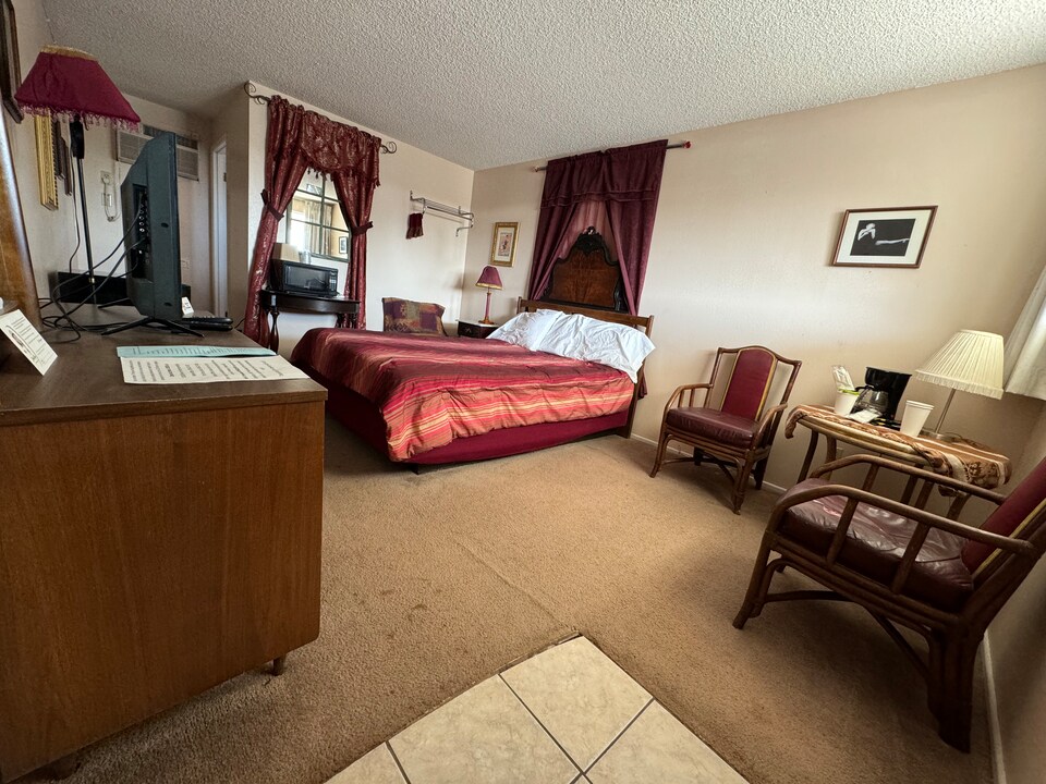 Stagecoach 66 Motel by Capital O, Seligman AZ, Seligman AZ