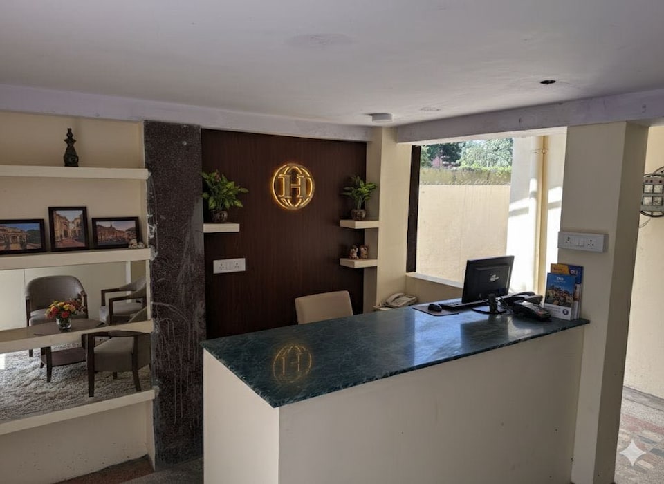 Hotel O GOLDEN PEARL, Rewa, Rewa