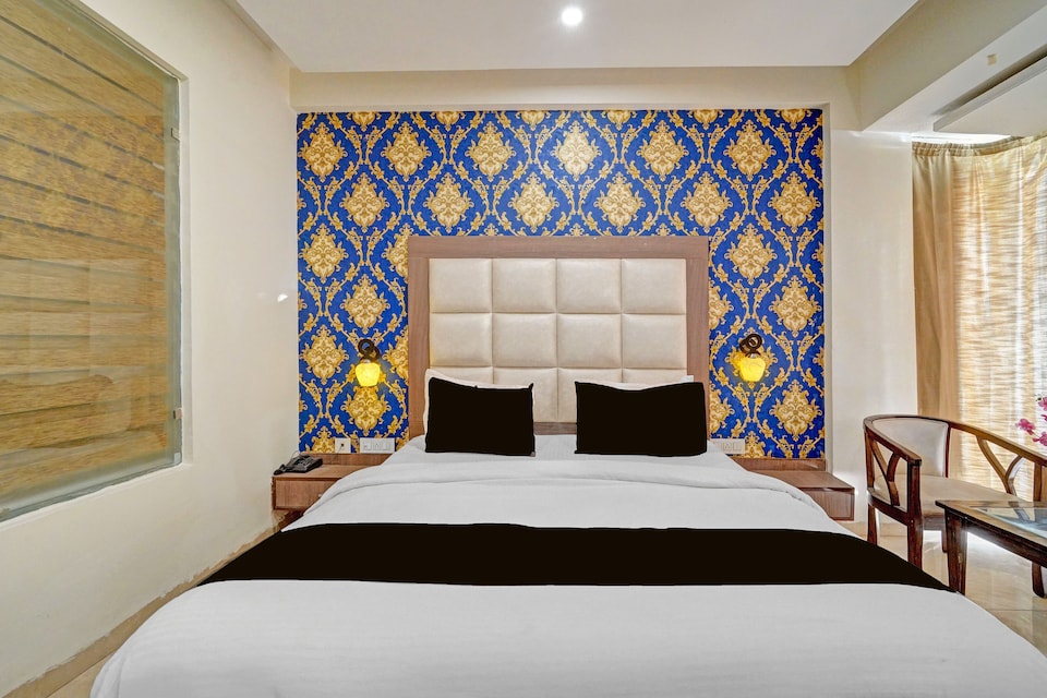 Townhouse by OYO Old Kalka Ambala Road Formerly Viraj inn, Zirakpur, Zirakpur