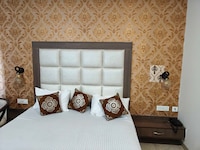 Townhouse Old Kalka Ambala Road Formerly Viraj inn