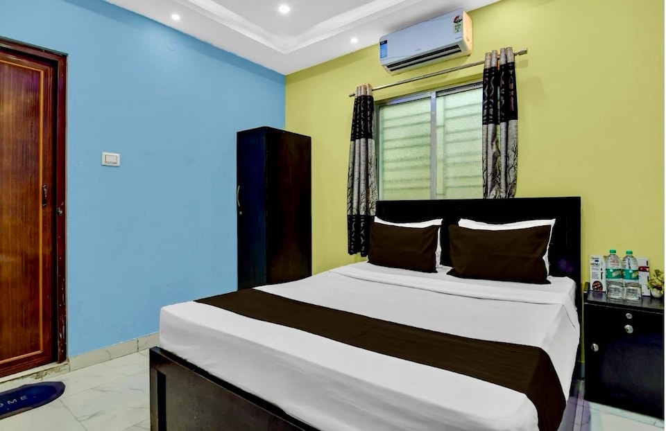 Hotel O Metropolis Mall Kolkata Formerly Lotus Guest House , Ruby Hospital Kolkata, Kolkata