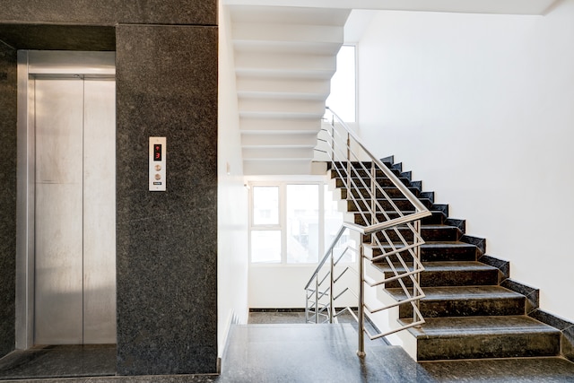 Hotel O Vaishnavi Suites