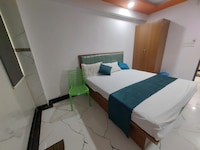 Hotel O AB Executive Lodging 