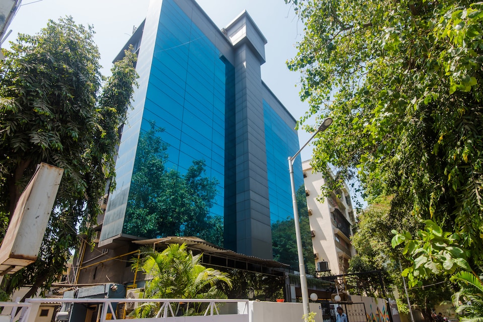 OYO Flagship 685 Hotel Jayshree Domestic Airport, Mumbai Bandra-Khar-Santacruz, Mumbai
