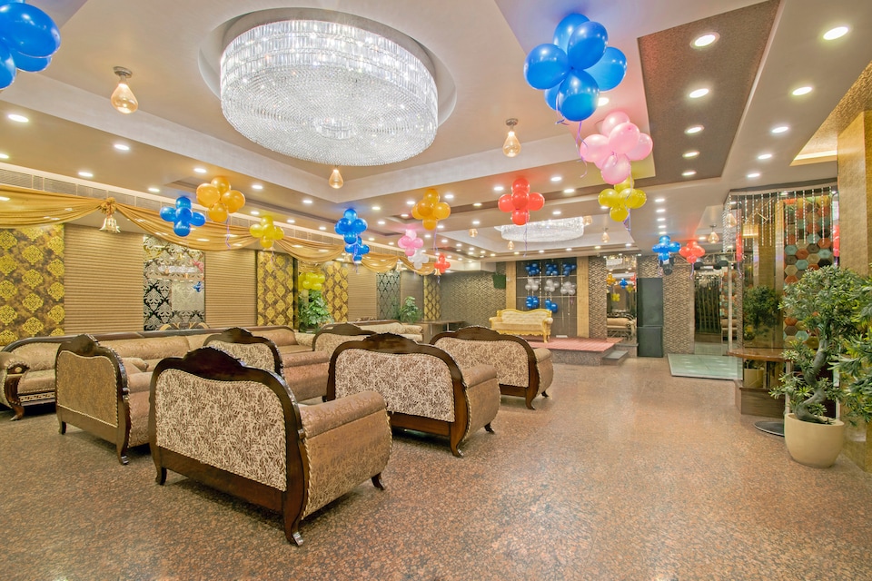 Capital O 13731 Palazzo Inn, Airport-Dwarka Delhi, Delhi