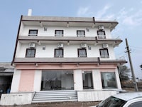  Hotel O Himmatgarh Palace