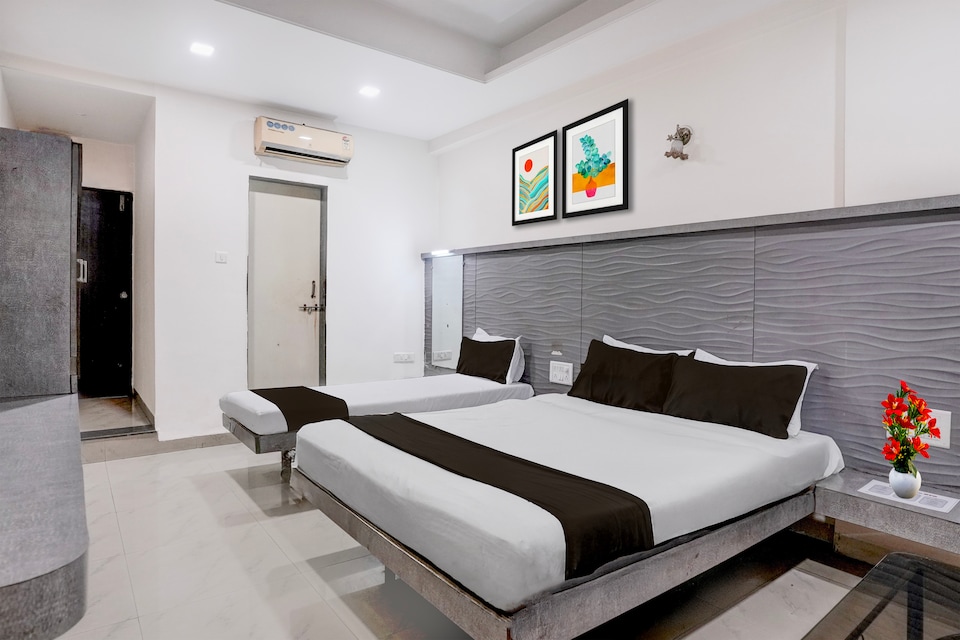 Super Hotel O Kolhapur Gate Formerly Tanwani Lodging, Kolhapur, Kolhapur
