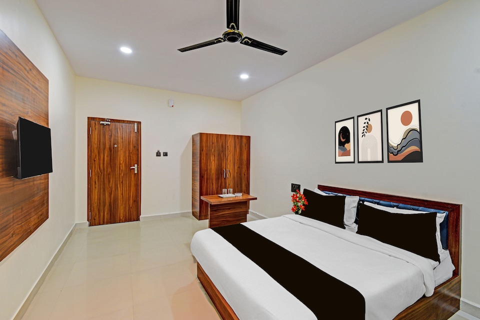 Hotel O Satya Residency, Kukatpally, Hyderabad